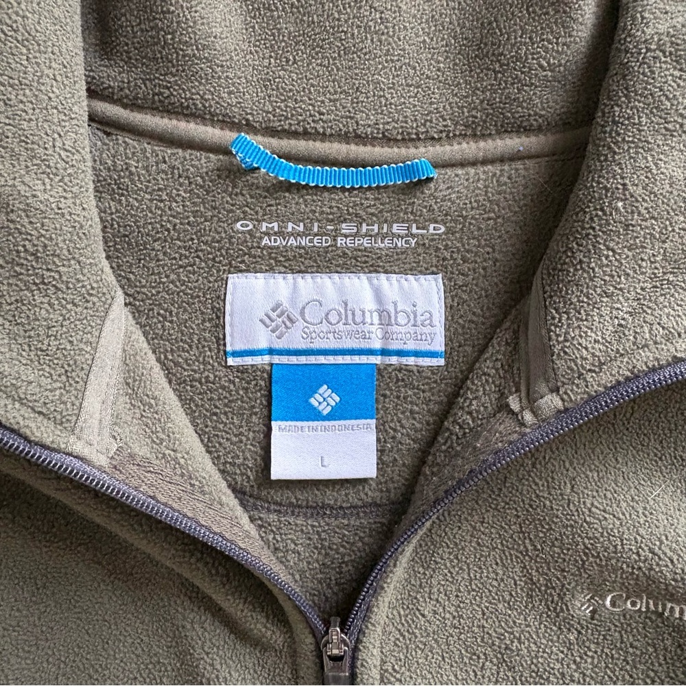 Columbia Fleece Vest - Picture 4 of 4